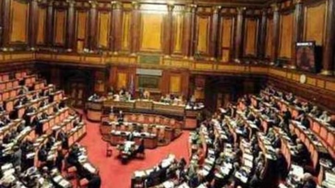 Unioni civili, scontro tra M5S e Pd