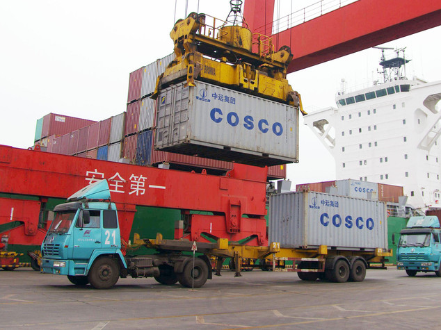 Cosco compra il 67% del porto del Pireo