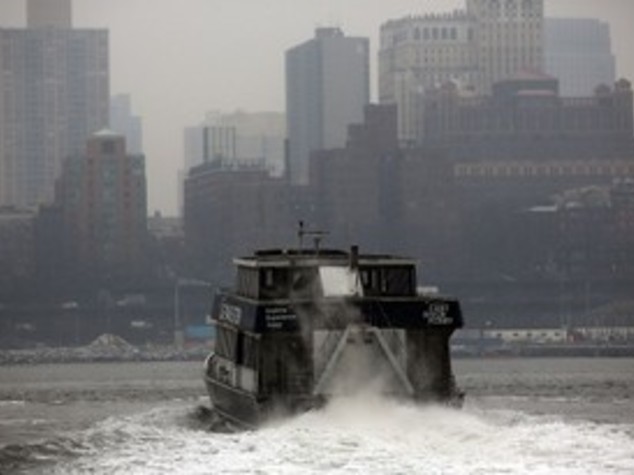 Washington e New York, allarme per la bufera del secolo