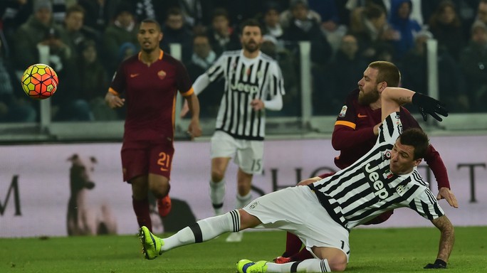 Insulti a Mandzukic, scoppia il caso De Rossi