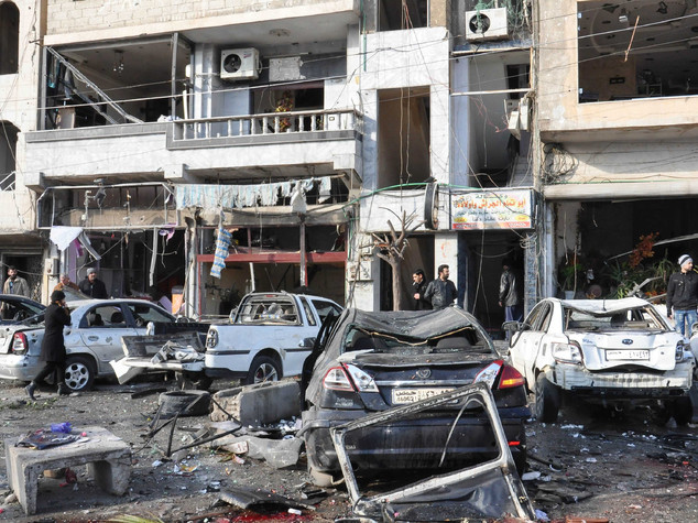 Siria: kamikaze nella zona alawita di Homs, almeno 17 morti