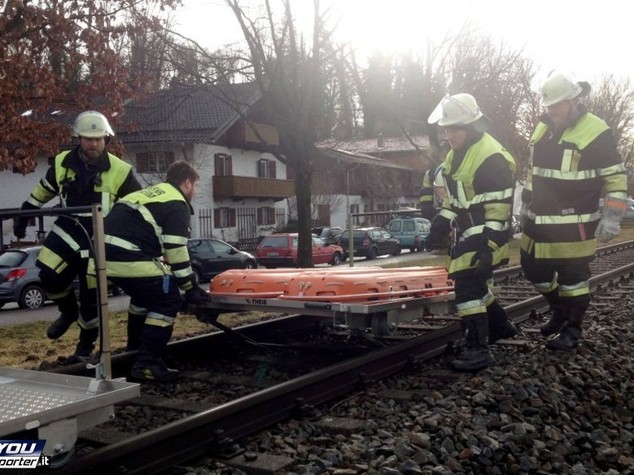 Germania: ministro Baviera, forse altri morti fra rottami treni