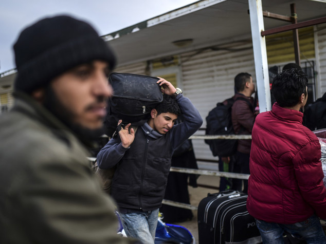 Sequestrati 7 centri per migranti sovraffollati e sporchi