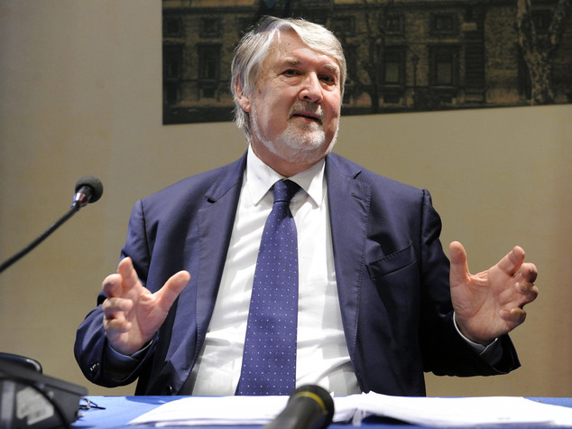 Reversibilità, Poletti "delega non tocca pensioni esistenti"