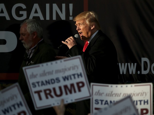 Trionfo Trump in Sud Carolina, Clinton vince in Nevada