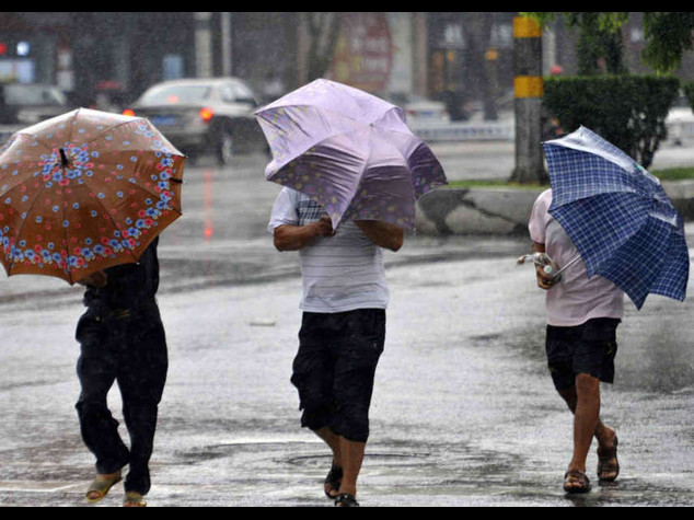Arriva 'Flash Storm', pioggia e 'freddo' fino a venerdi' in tutta Italia