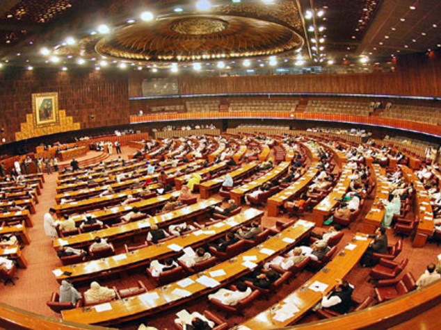 Pakistan: Parlamento a energia solare regalo di Xi Jinping