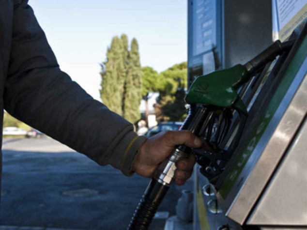 Petrolio: Up, consumi febbraio in aumento del 7,2% a 4,7 mln ton