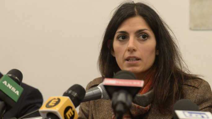 Virginia Raggi, Roma stuprata da cattiva politica