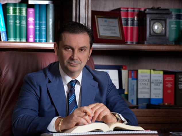 Unioni civili, matrimonialisti critici "fedeltà è un diritto"
