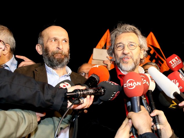 Turchia: liberati 2 noti giornalisti, erano in carcere da 3 mesi