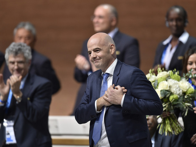 Panama Papers, Polizia perquisce sede Uefa. Ombre su Infantino