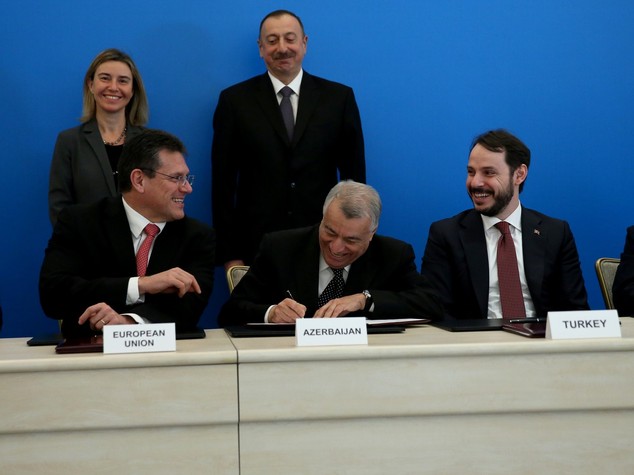 Energia: Mogherini, Corridoio Sud essenziale in strategia Ue