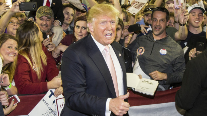 Ex maggiordomo Trump minaccia Obama "va impiccato"