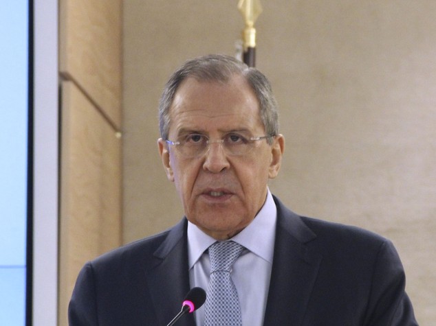 Siria: 150 uccisi in raid russi, Lavrov "no violazione Onu"