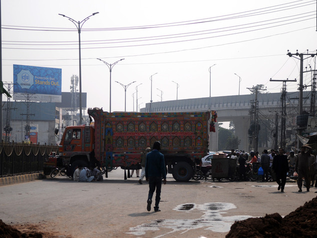 Delitto d'onore in Pakistan, uccide le due sorelle