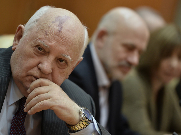 Russia: anniversario golpe agosto, Gorbaciov "imparare lezione"