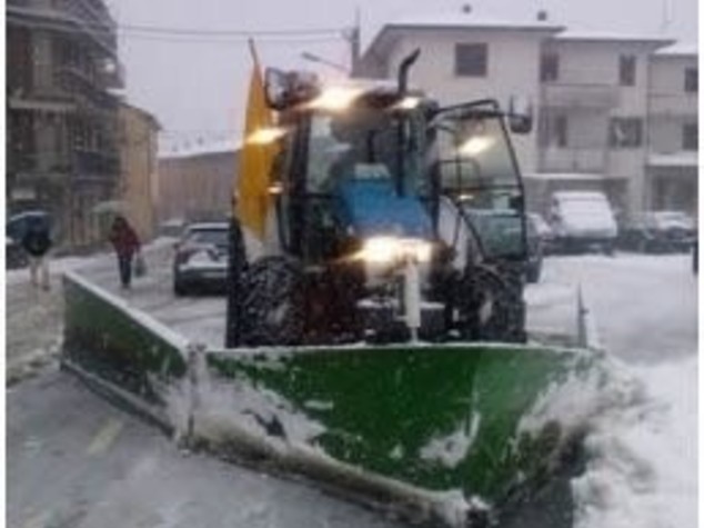 Maltempo: contro la neve mobilitati anche i trattori Coldiretti