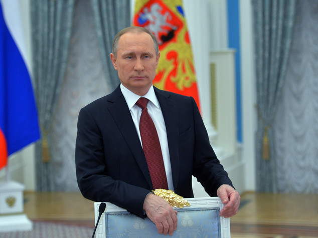 Gli auguri di Putin alle donne (VIDEO)