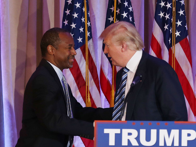 L'anti-Obama Carson si schiera con Trump