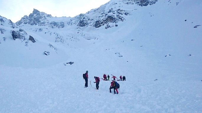 Sepolti dalla valanga, almeno sei morti in Alto Adige