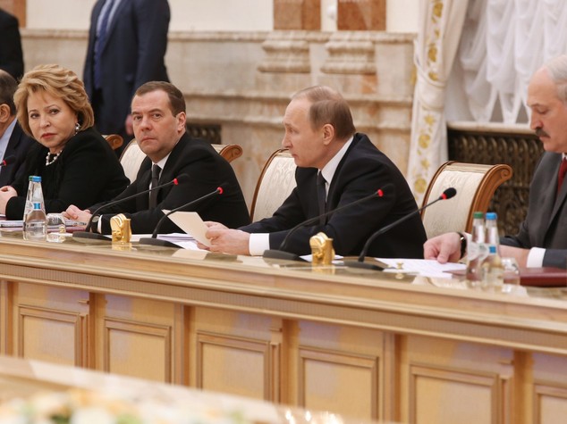 Siria: Senato russo, non serve annullare decisione invio esercito