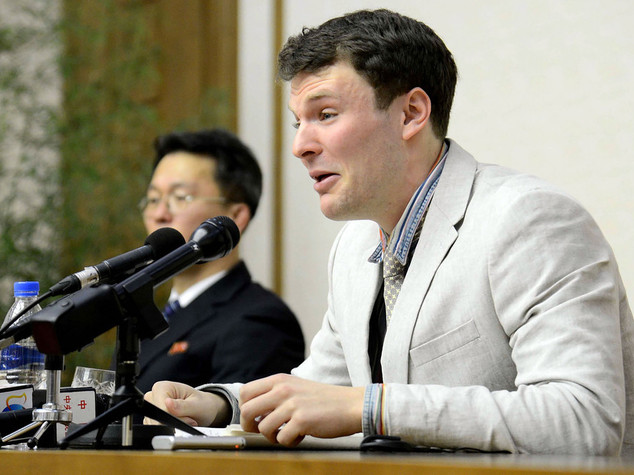 NordCorea, studente americano condannato a 15 anni lavori forzati