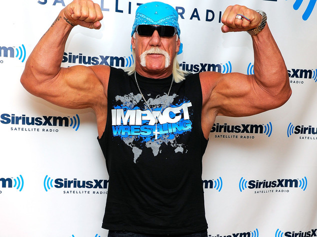 On-line il suo video hard, 115 mln al wrestler Hulk Hogan