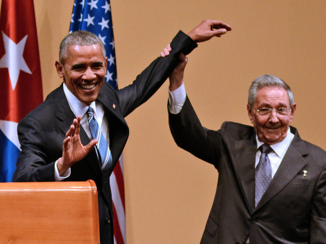 Obama e Castro: "giorno nuovo" ma restano "divergenze" - FOTO - VIDEO