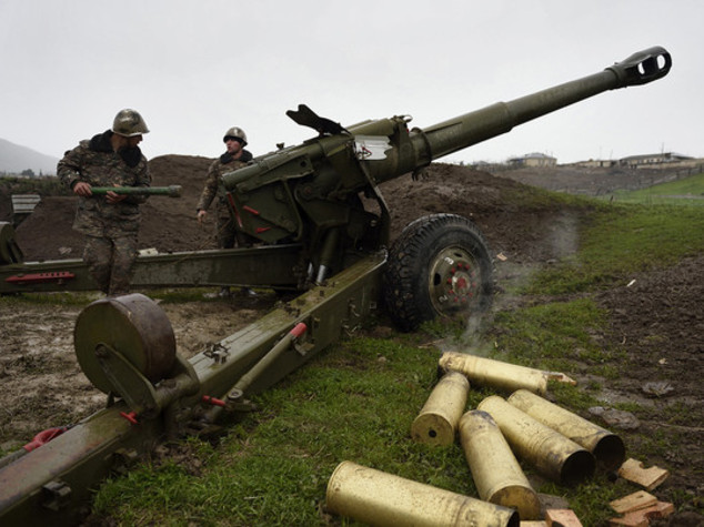Armenia-Azerbaigian, firmato cessate-il-fuoco nel Nagorno-Karabakh
