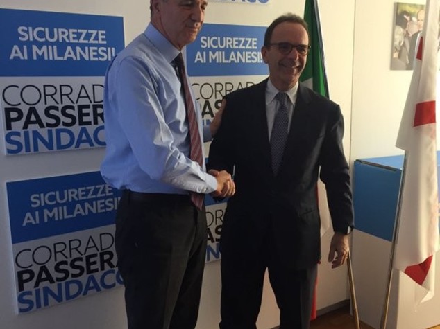 Sindaco Milano, Passera si ritira "appoggio Parisi"