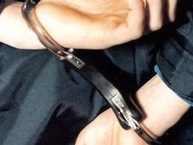 Ladro acrobata a 64 anni, arrestato da polizia a Roma