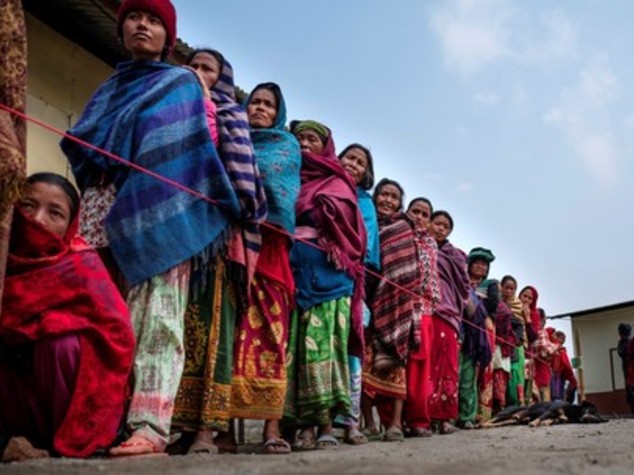 Nepal un anno dopo, 54% sfollati e ricostruzione arranca