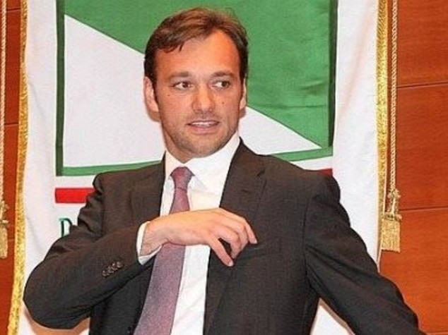 Riforma partiti, depositato testo base 'salva M5S'