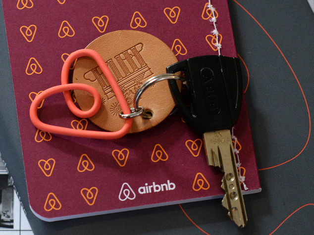 Manovra: spunta norma 'Airbnb' e tetti Isee per bonus mamme