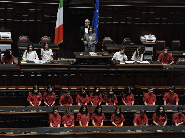 Terrorismo, Boldrini "meno segreti e più diritti per fare luce"