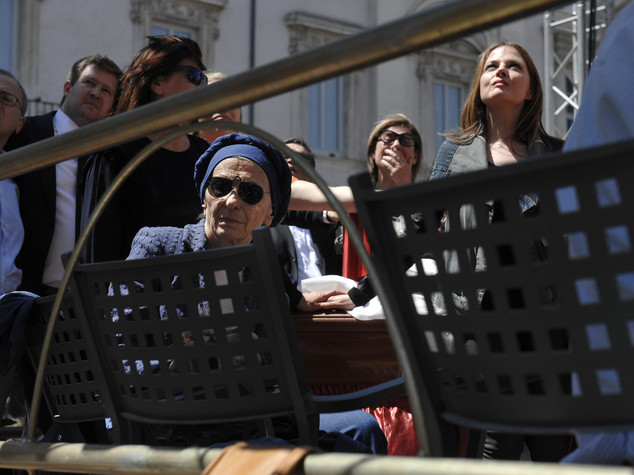 Pannella, Bonino "ci sono omaggi che puzzano di ipocrisia"