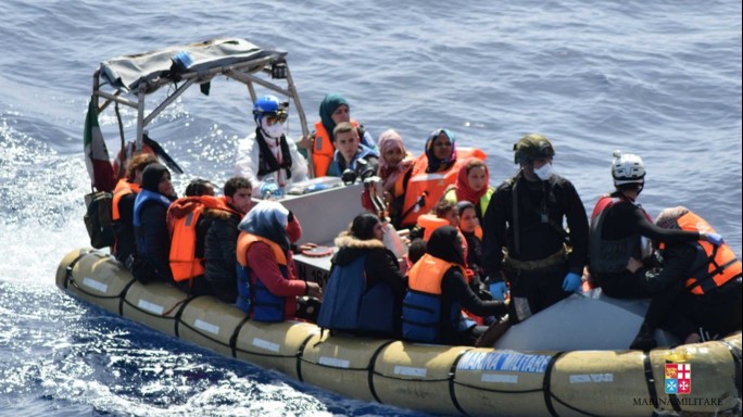 La strage dei migranti, 700 morti in 3 naufragi
