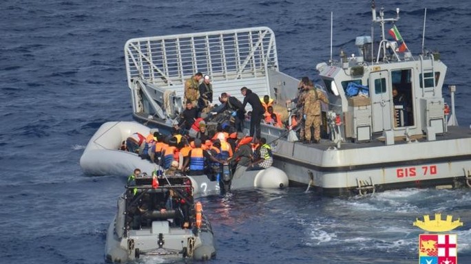 Sbarchi senza fine, nuovo naufragio nel Canale Sicilia