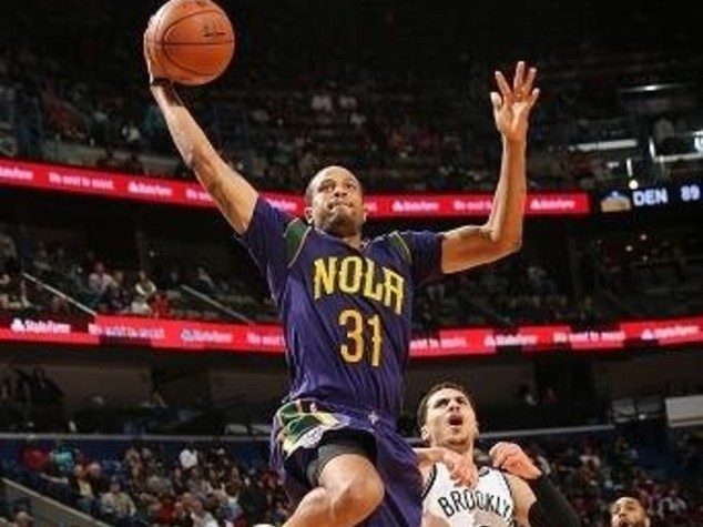Sbaglia appartamento, ucciso 23enne star Nba