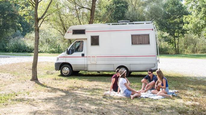 Estate sotto le stelle, 6 milioni trascorrono vacanze in camper e tende