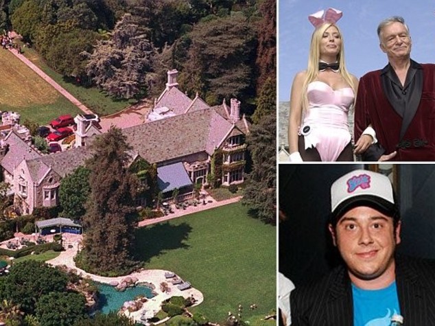 In vendita la reggia delle 'conigliette', Hefner vende la Playboy Mansion