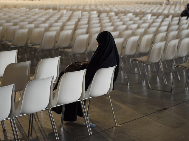 Terrorismo: voleva andare in Siria, indagata 30enne italiana