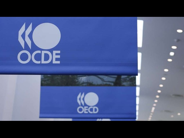 Accelerate pension reform, says OECD