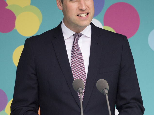 William primo reale sulla copertina di una rivista gay