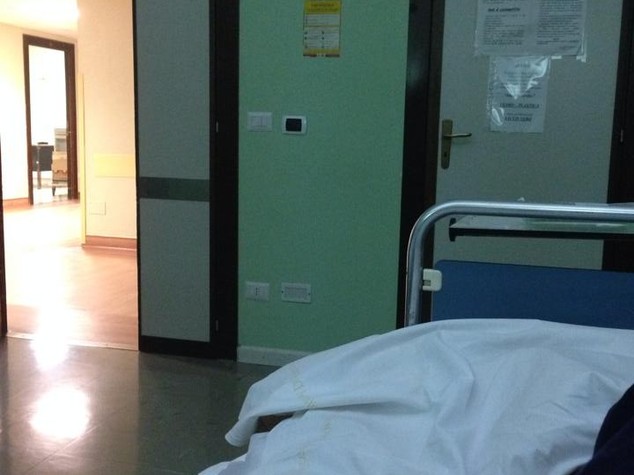 Bimba morta nella piscina di un ristorante, giallo a Benevento