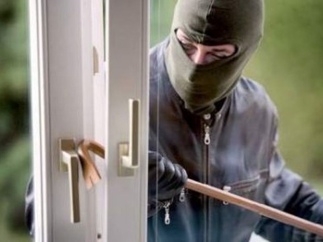 Furti appartamento: ladro 'in trasferta' arrestato a Molfetta