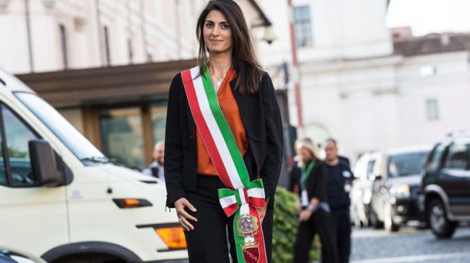 "Roma ancora senza un governo", stampa tedesca accusa la Raggi