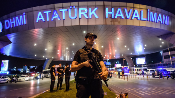 Comando Isis a Istanbul, 41 morti nell'attentato
