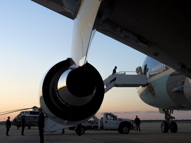 Sparatoria nella base dell'Air Force One
